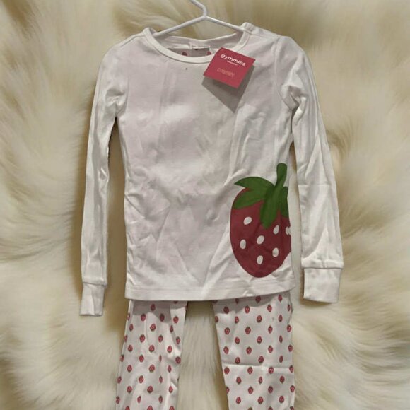 Gymboree NWT White knit Pajamas Embroidered Strawberries Long Sleeves Pants 6 - Picture 1 of 2